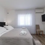 Lägenhet Apartmants Biocic